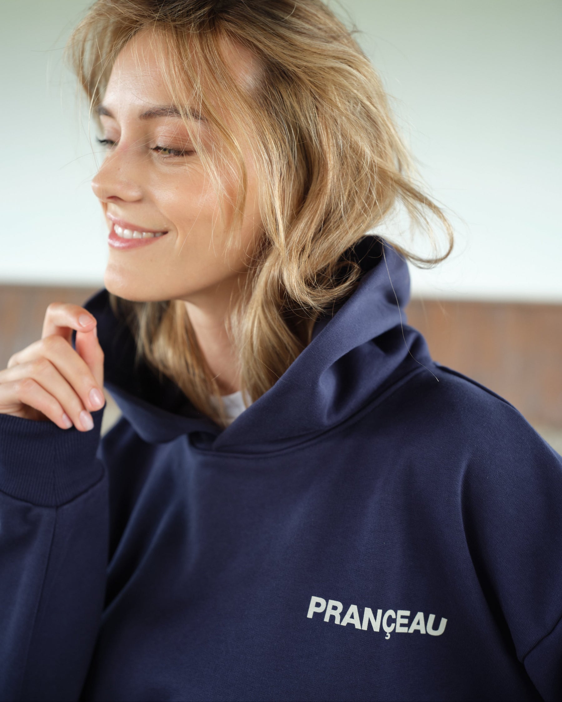 Stable Hoodie (Navy)